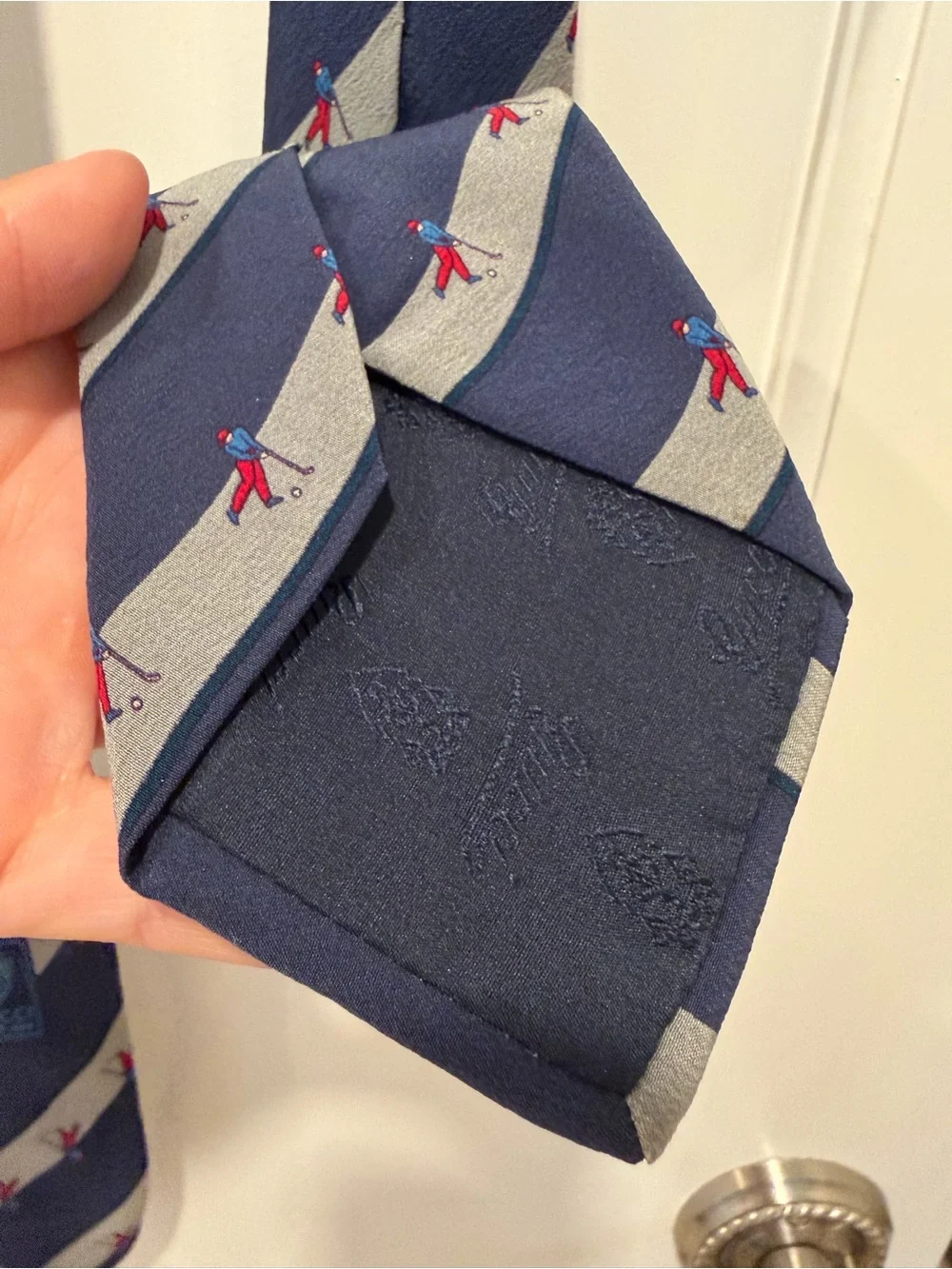 Vintage Gucci Navy Gray Striped Silk Tie featuring novelty Golf Motifs Necktie